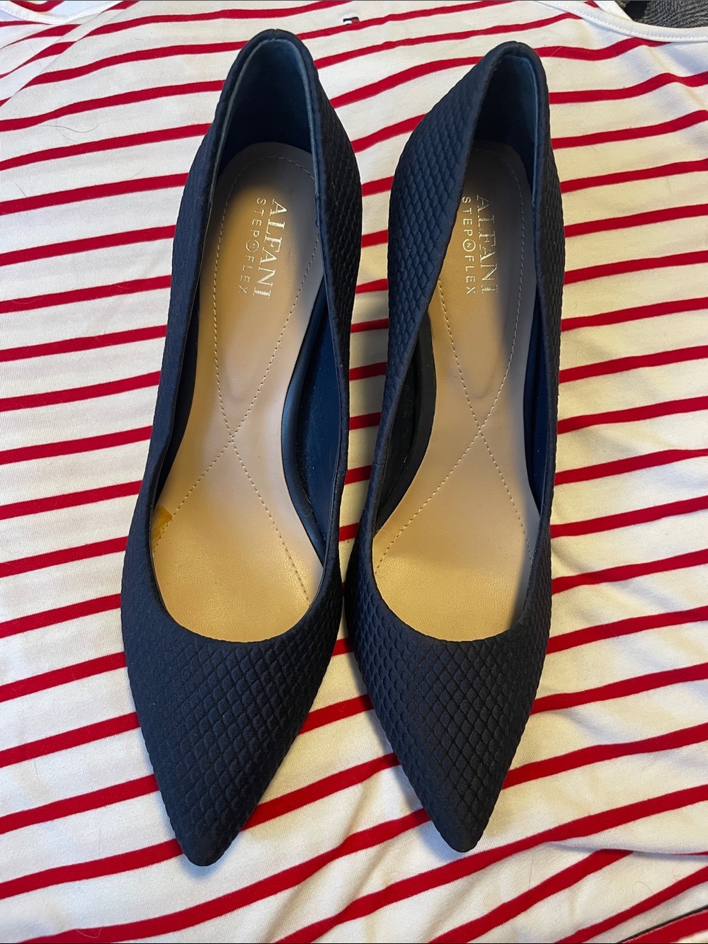 Alfani Black Textured Pointed-Toe Flats